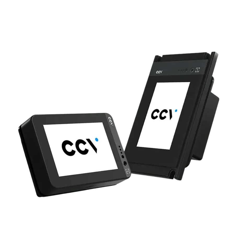 Zwei schwarze CCV-Einbaumodule für unbediente Terminals, eines quer und eines hochkant im Montagerahmen